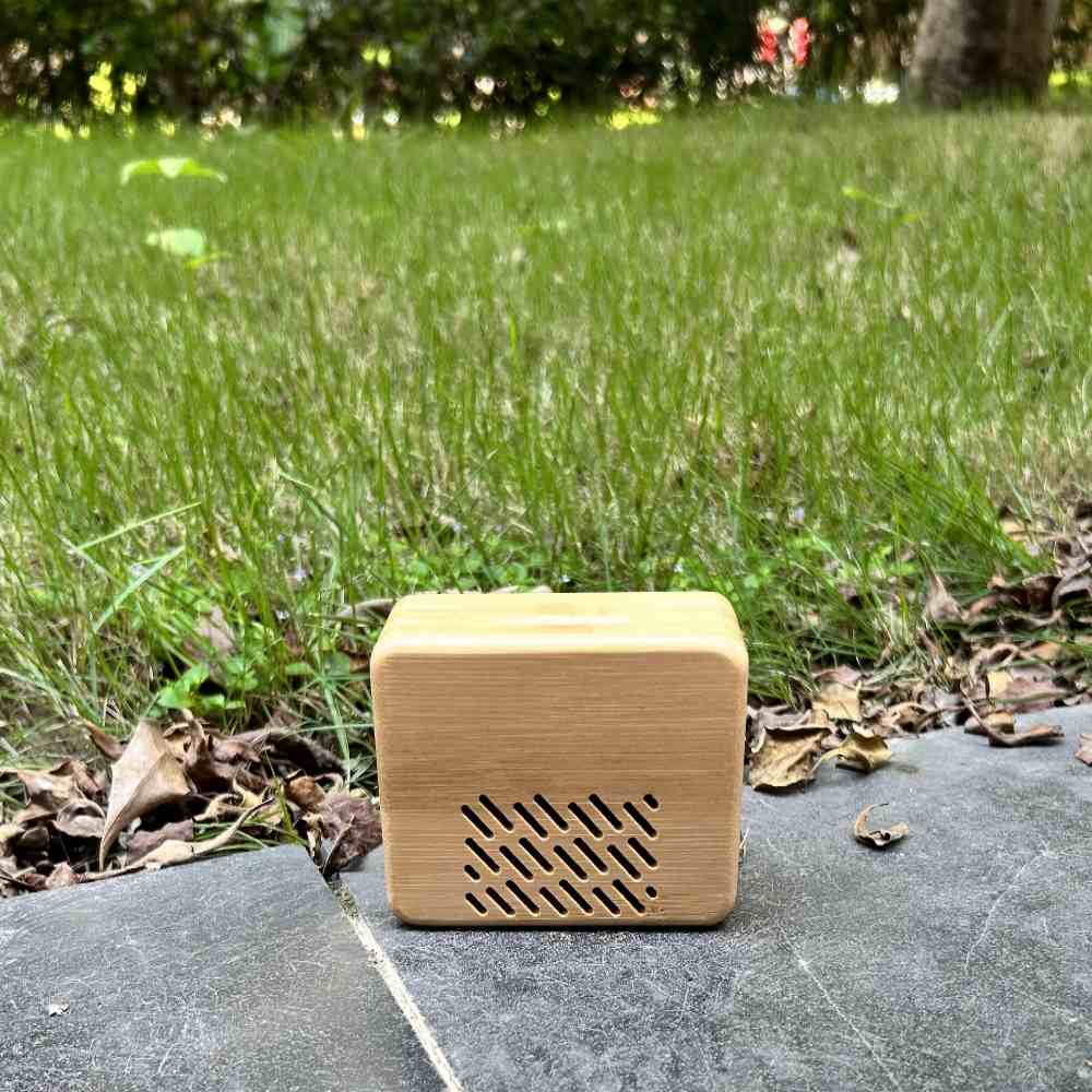 Eco-friendly Wood Bluetooth Speaker