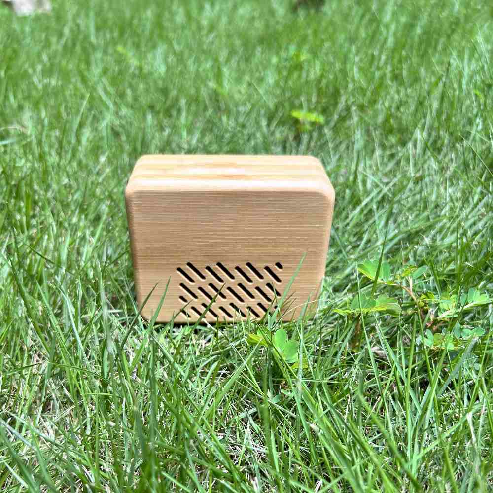 Eco-friendly Wood Bluetooth Speaker